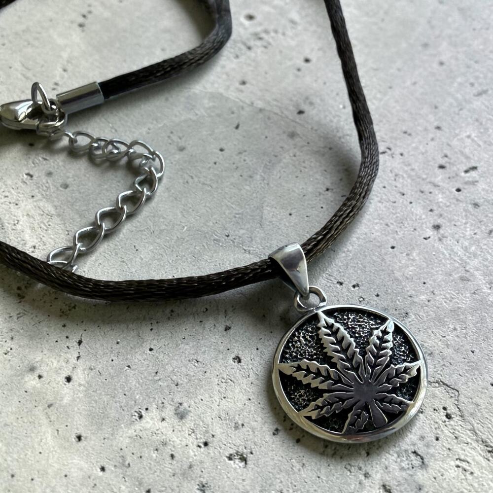 Sterling Silver Cannabis Leaf Pendant Silk Necklace - Picture 2 of 7